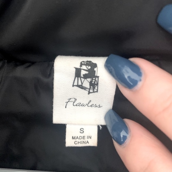 Vici Collection Black Zip Up Vest - Picture 2 of 6